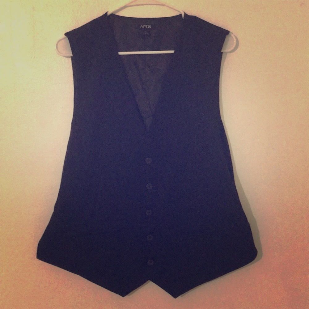 Men’s APT 9 vest